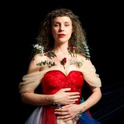 jess joy - WON'T BE KICKED OUT THE GARDEN (2025) [Hi-Res]