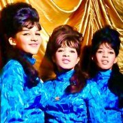 The Ronettes - Sweet Sixteen: The Early Days '61-'62 (2021) Hi-Res