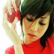 Round Table Featuring Nino - April (2003)