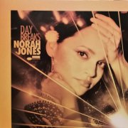 Norah Jones - Day Breaks (2016) [Vinyl]