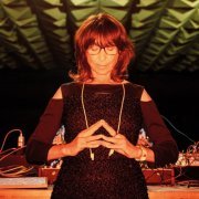 Suzanne Ciani - Improvisation On Four Sequences (Live at Week-End Fest) (2023) [Hi-Res]