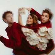 Refúgio dos Amores Improváveis, Eline, Tom Karabachian, Gab Lara - Refúgio dos Amores Improváveis (2025) Hi-Res