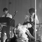 Nessa Barrett - AFTERCARE TOUR (LIVE IN LOS ANGELES) (2025) Hi Res