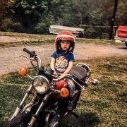 Brett Mondie - While You're Young (2025) [Hi-Res]