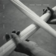 Cecilia Vicuña, Ricardo Gallo & Hombre de Barro - Tejiendo nubes contra la muerte (2026) [Hi-Res]